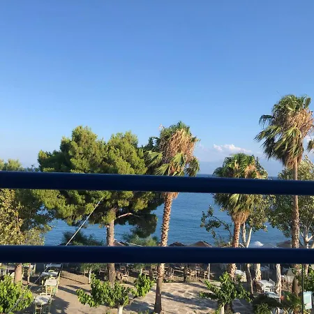 Otel Mistral-καπος 2*
