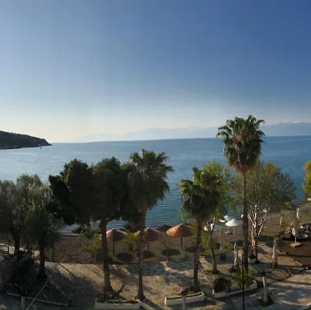 Otel Mistral-καπος 2*