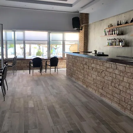 Otel Mistral-καπος