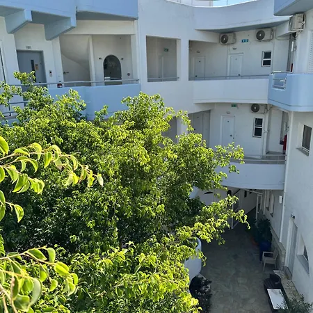 Mistral-καπος 2* Эратини