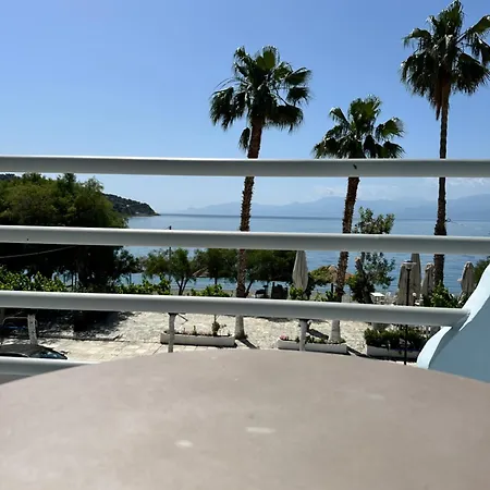 Otel Mistral-καπος Erateini