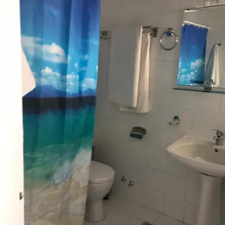 Mistral-καπος 2* Эратини